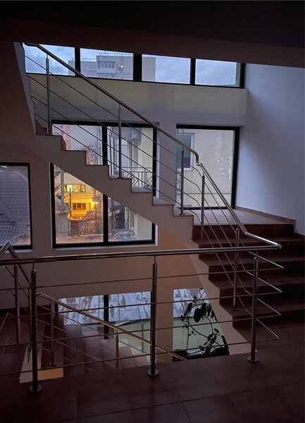 Piata Iancului, imobil S+P+2+M, suprafata 1000mp, 18 camere,parcare