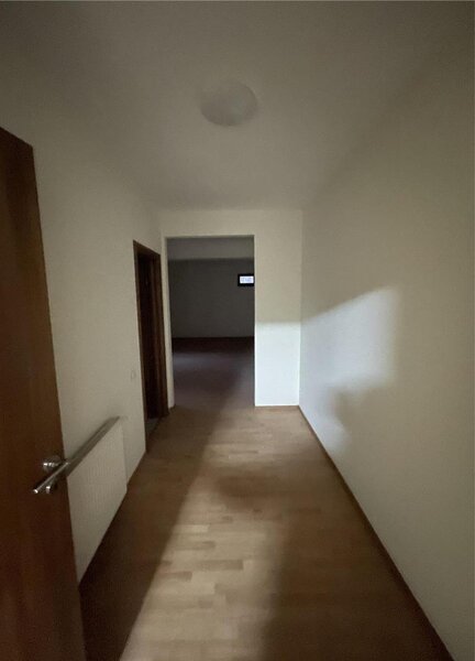 Piata Iancului, imobil S+P+2+M, suprafata 1000mp, 18 camere,parcare